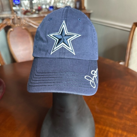 Dallas Cowboys Hall of Fame Blue Star Embroidered Cap - Picture 6 of 7